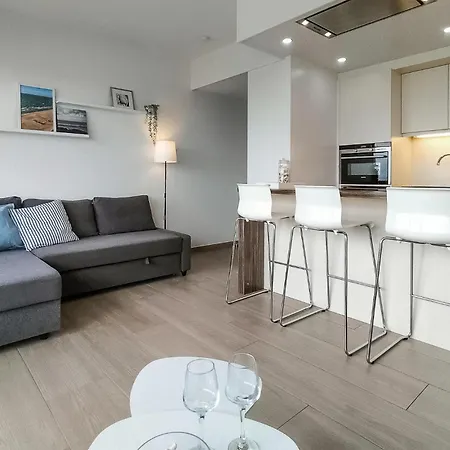 Schöne 1-zimmer-wohnung In Apartment *
